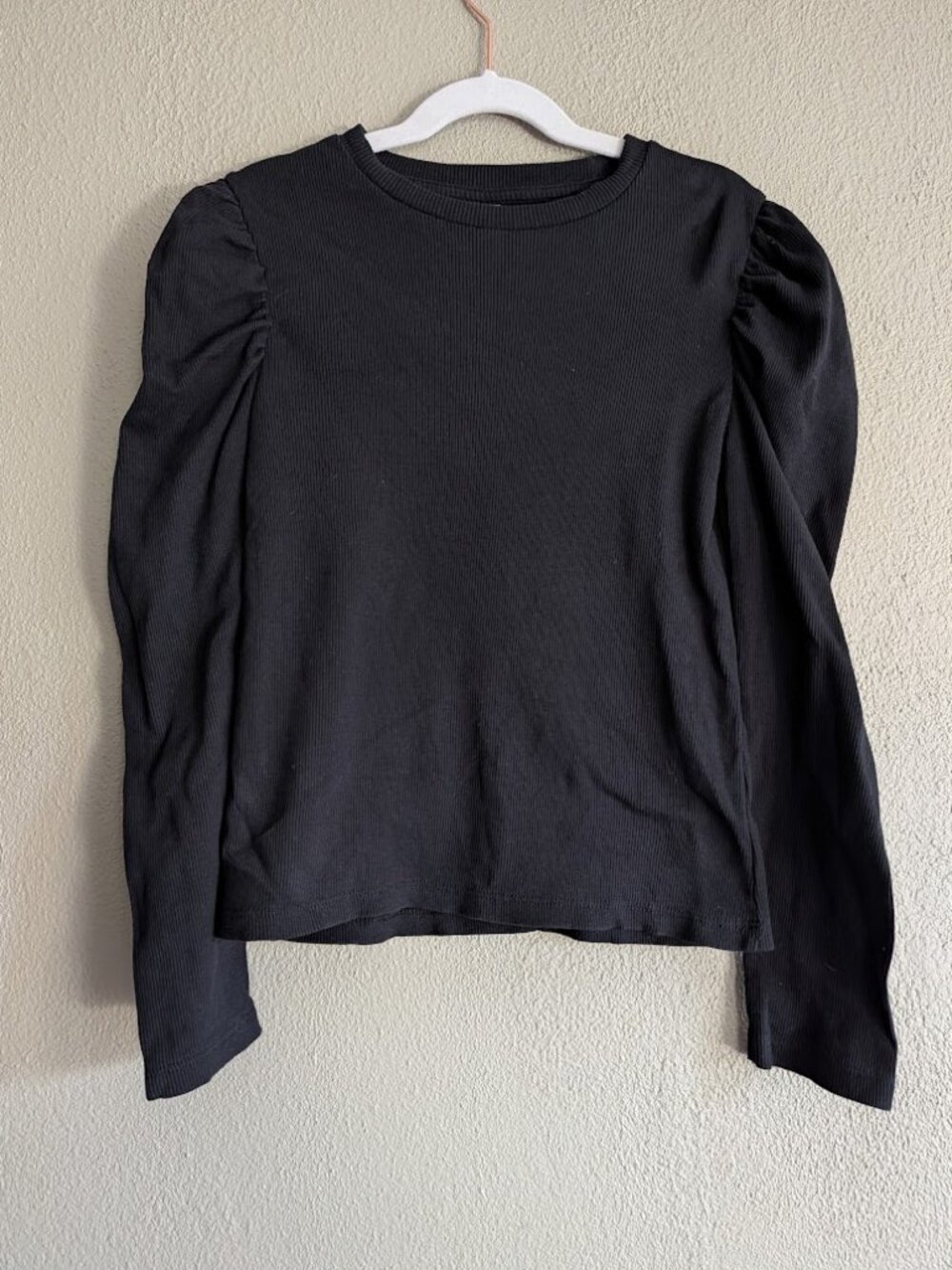 Franki by Francesca’s Girls Size 10 Black Ribbed Puff Sleeve Top
